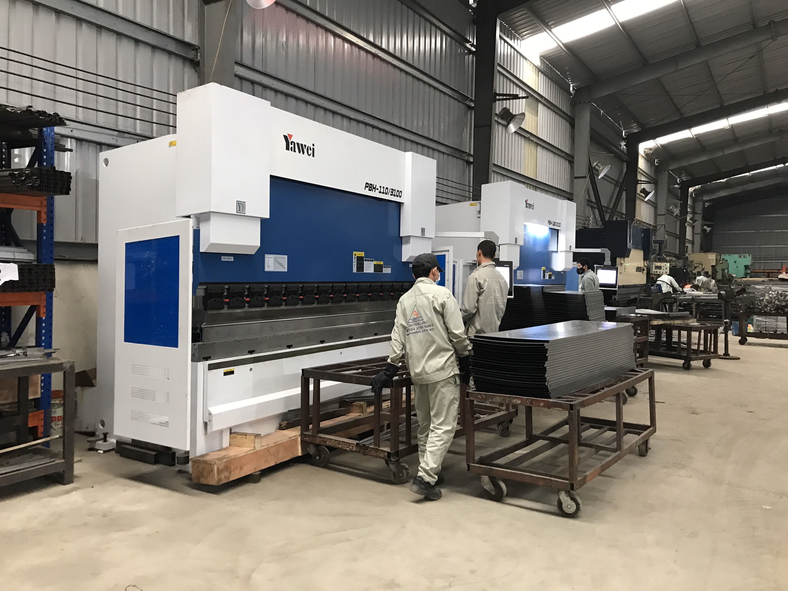 Tủ hồ sơ 8 ngăn TLDK01